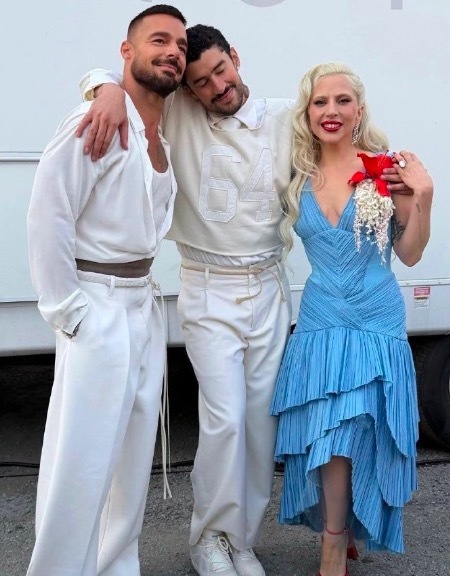 LadyGaga空降超等碗中场秀