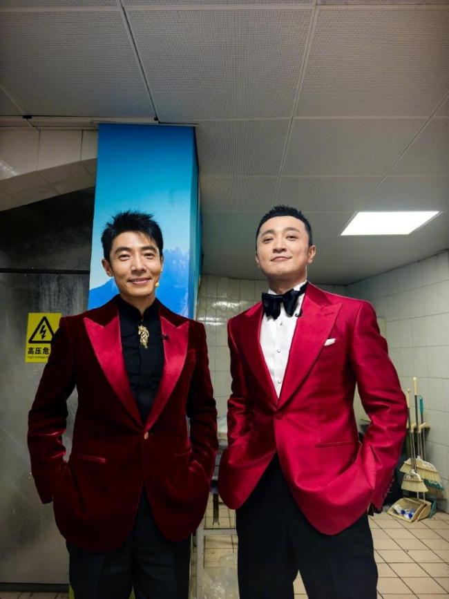 尼格买提长文谈主握12届春晚 终于集皆十二生肖