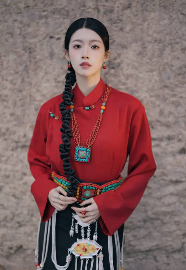 ��˼�������뿪TVB��ʮ�����ó�Բ���ޱ�