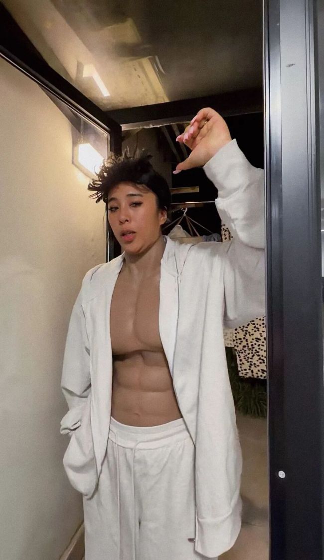 模仿油腻男爆火后她不想再拍了