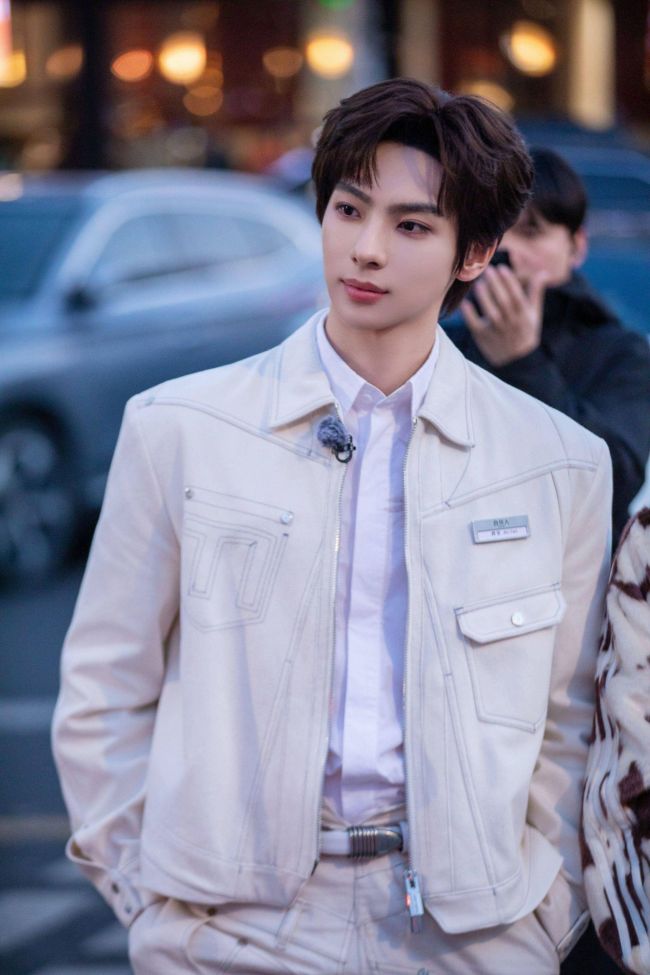 合伙人爆改面试官，全球候选人迎来90秒初试大关！