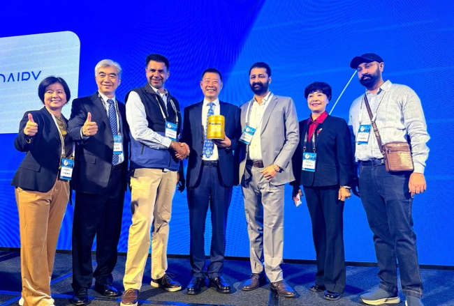 飞鹤星飞帆卓睿产品亮相