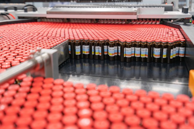 甲流高发季催生市场需求，康缘药业金振口服液销量激增带动业绩突围