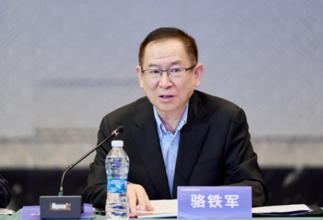 扛不住了！中钢协再批汽车内卷：招标采购时转嫁压力 