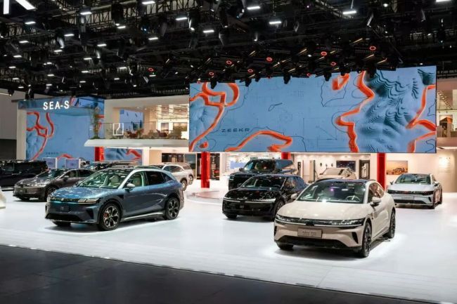 极氪提供电车召回表率：动态检测、主动召回、免费换电池