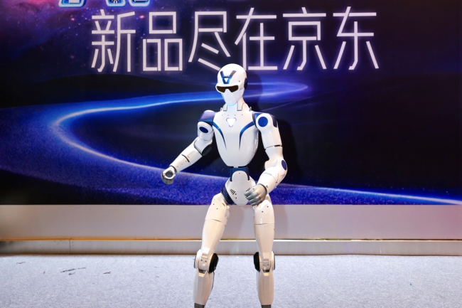 家电、机器人JoyInside新品AWE首秀,京东正与近百个家电家居品牌进行AI合作