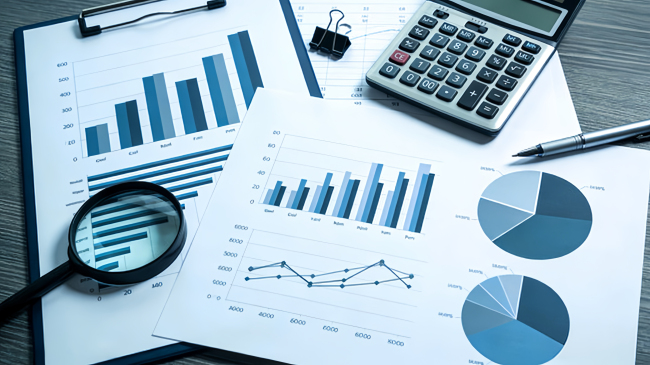 2025年华住亚朵稳定增长、锦江首旅转型阵痛