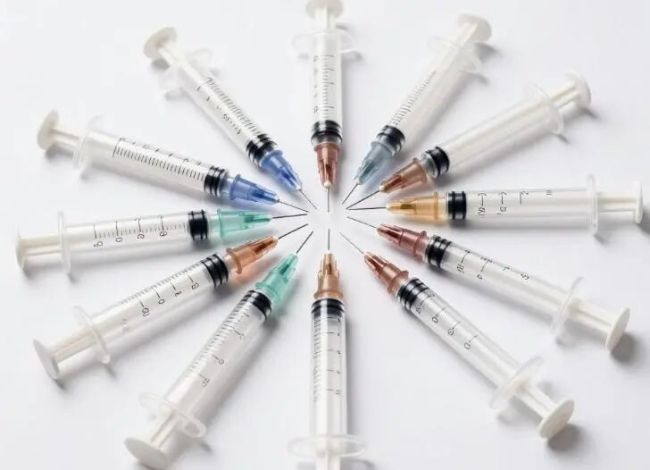 卖注射器的也要造芯片了？|司见