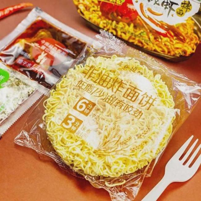 方便面巨头凉了！曾年销20亿，为何如今没人买？