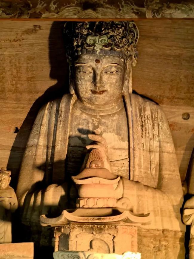 大足宝顶山佛祖岩华严三圣像