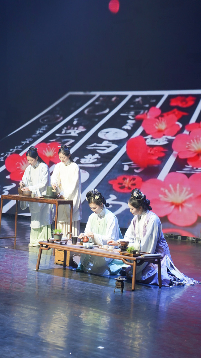 赣风复鸣：一部《神奇秘谱》与一场世纪交响 ——江西弦歌的千年传承与当代复兴