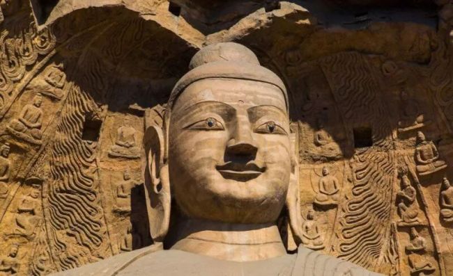 太武帝太延五年，北魏与凉州在佛教发展有密切的关系