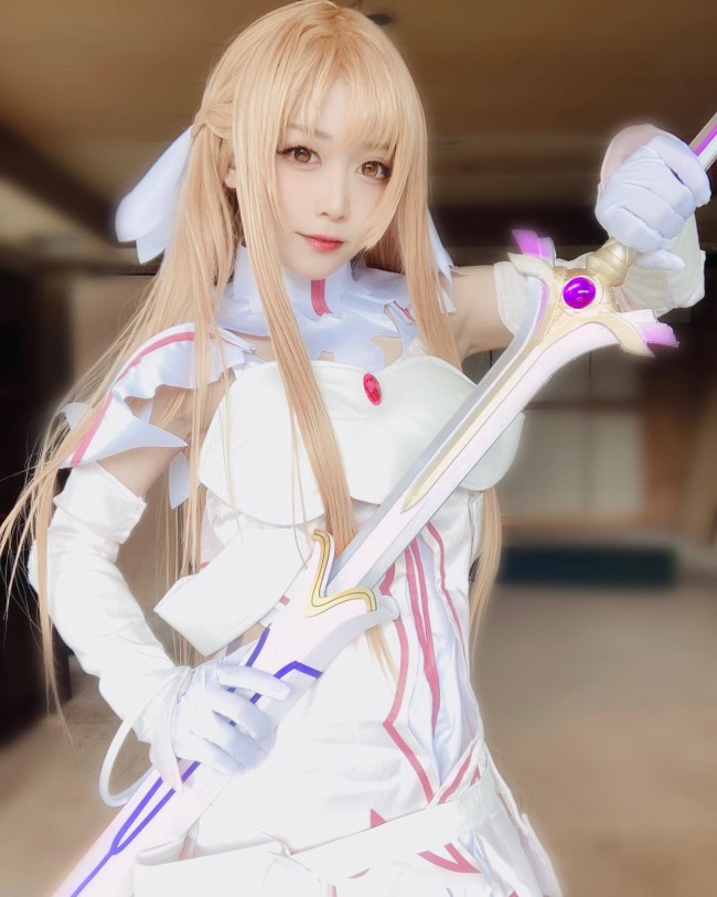 日本美女Coser kri_cos美图赏 妩媚起来又纯又欲