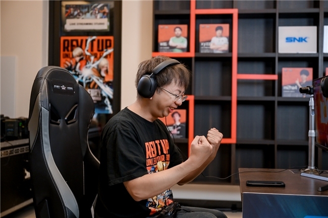 SCS 2025 第三赛段线下分站赛圆满规模 Laggia获面目冠军!