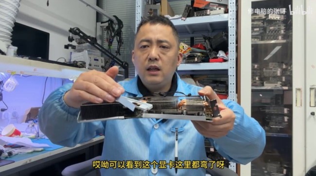 夫妻吵架老婆怒砸显卡泄愤!不解气再浇食用油