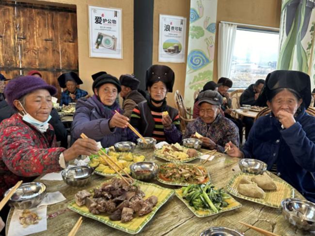 “银杏家园”公益项目落地凉山州喜德县， 助力解决社区老人就餐难