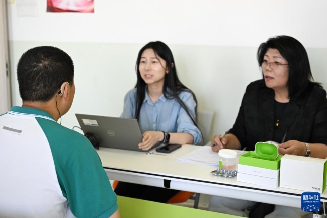 新疆：公益助力听障学生筑梦未来