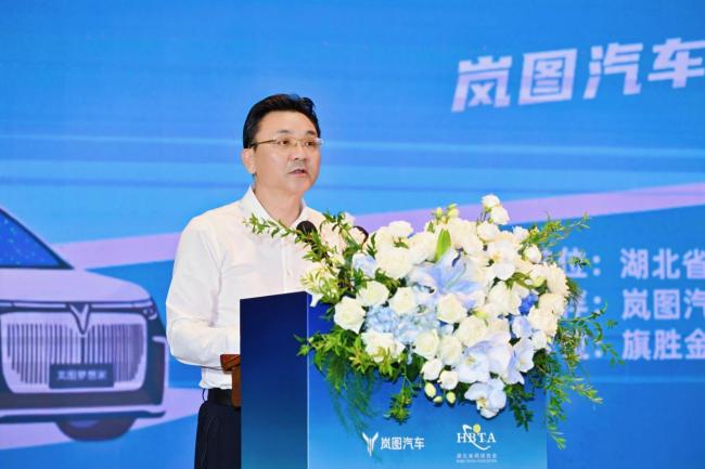 少年强则国强 岚图汽车青少年网球冠军公益计划启动 点亮网球少年梦想星光