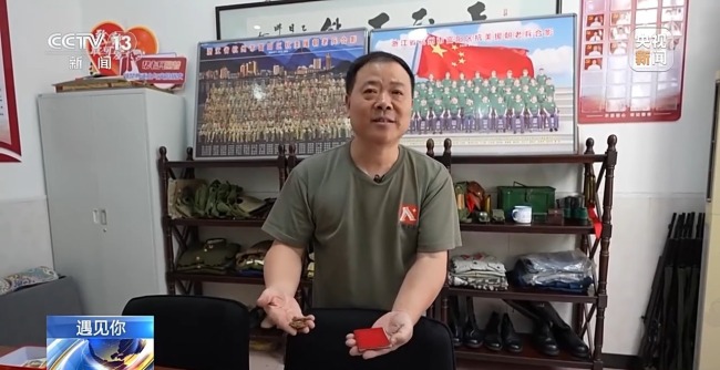 遇见你丨拥抱“最可爱的人” 他与时间赛跑为老兵圆梦