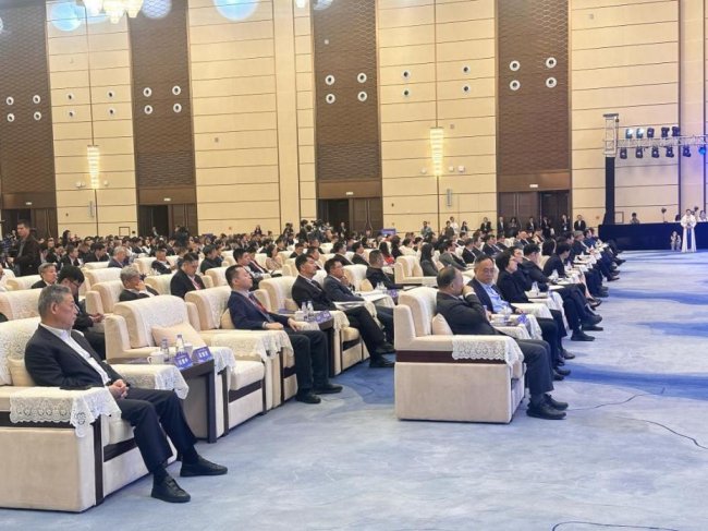 寇立国出席知名民营企业助力海南自贸港高质量发展大会