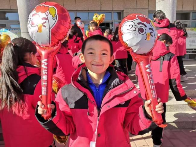 汉堡传温情 责任暖人心——华莱士用公益书写品牌担当