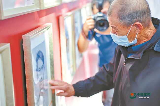 青岛市累计为105名烈士成功寻亲 绘制完成首批100幅英烈画像