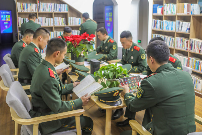 这个“五一小长假”,军营里活动精彩纷呈!