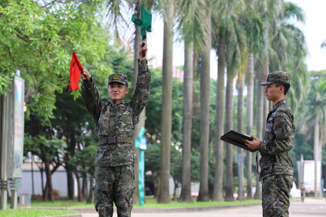 武警通信兵集训：练就“千里眼”“顺风耳”