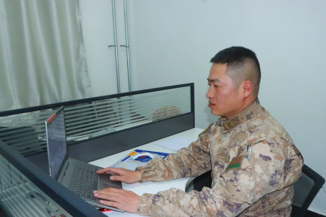 退伍季|冬天的风,吹来阵阵驼铃声 再见,老兵!