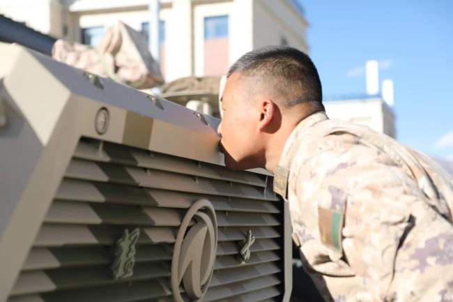 退伍季|冬天的风,吹来阵阵驼铃声 再见,老兵!