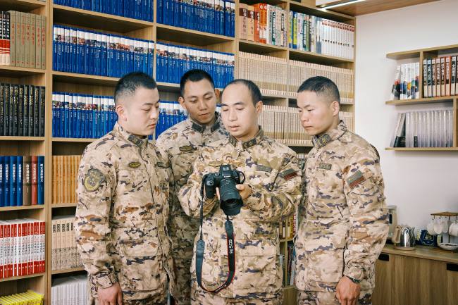 退伍季|冬天的风,吹来阵阵驼铃声 再见,老兵!