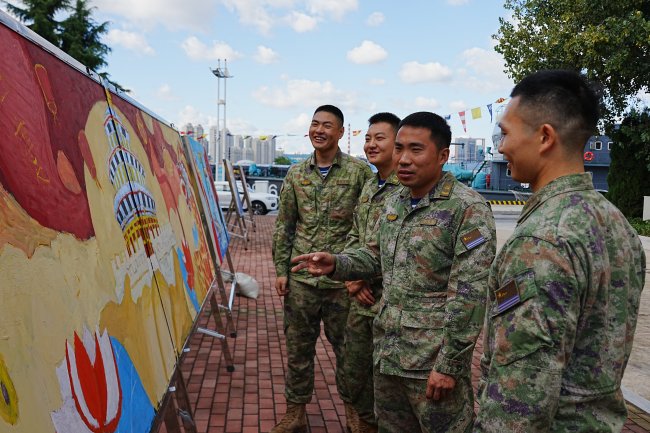 喜迎国庆 原来这就是 雷海先锋们的水兵文化艺术节