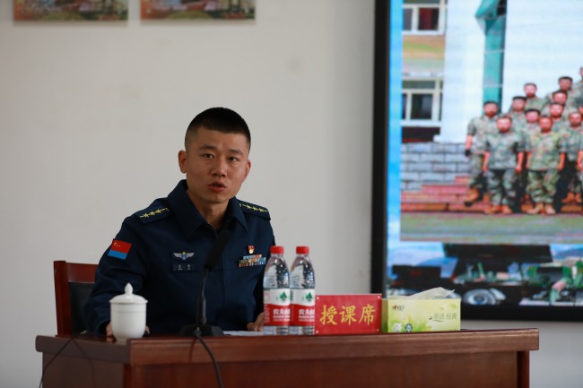 “培土墩苗”淬砺一线“带兵人”——中部战区空军某基地组织管理干部骨干暨保密业务集训