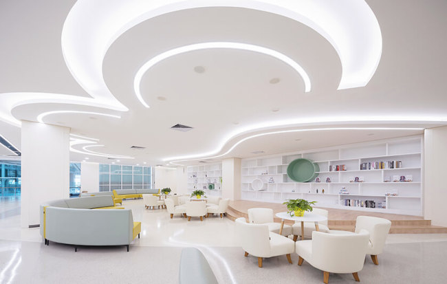 山东省建筑工程大师王岗：解码医疗建筑的人文温度与科技张力——从本土实践到全球范式的中国探索