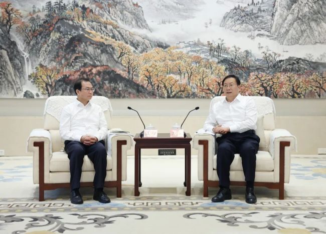 王忠林会见中国华电集团董事长江毅 强化能源安全保障 合力推进长江绿色航运
