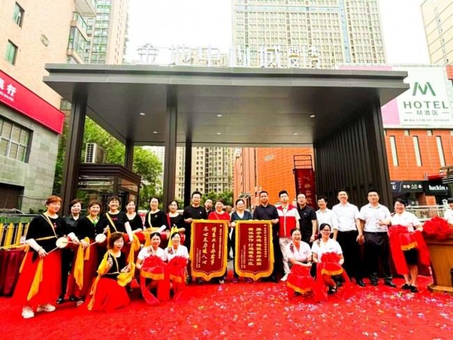 中物协调研武汉瑞安府：见证东原仁知以党建引领破局，365天重塑“停摆小区”蜕变之路