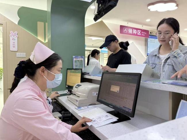 我国首款全龄化四价亚单位流感疫苗在汉开打 6月龄以上婴幼儿可享升级防护