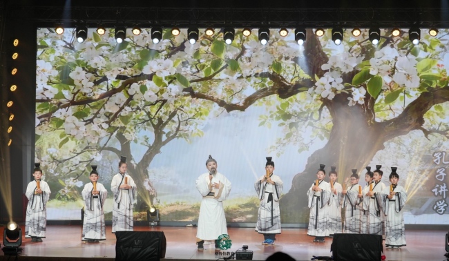 芳华十八，文化育人 | 格鲁伯2026新年庆典落幕