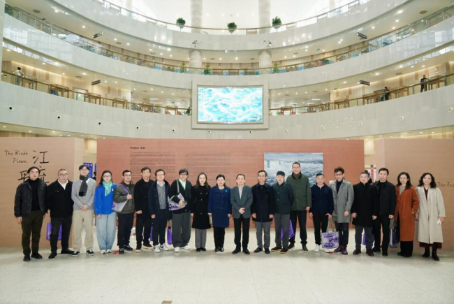 “江流平野·长江生态数据之境”主题展览在湖北省图书馆开幕