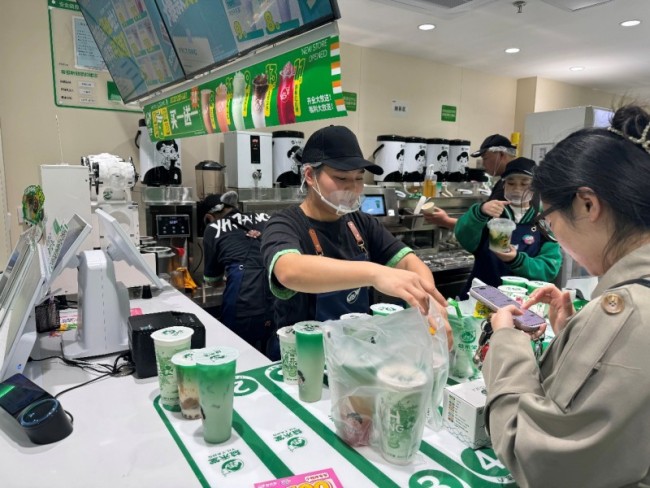 益禾堂抢占乡镇下沉市场：用“质价比”与“亲民策略”包围村镇