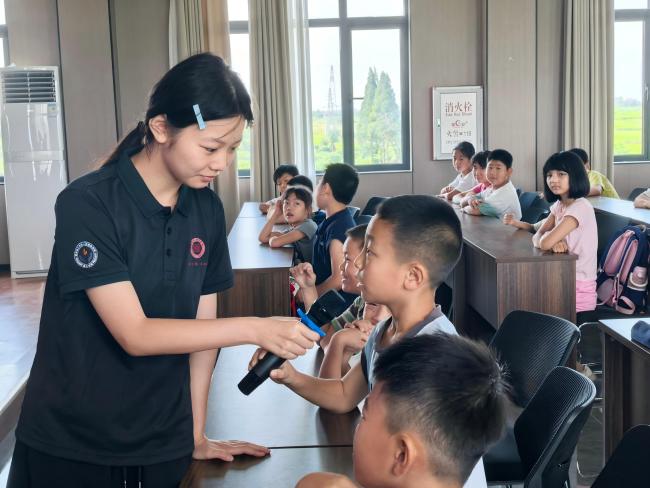 一张照片30多万人点赞！武昌理工学院学子在实践中书写青春答卷