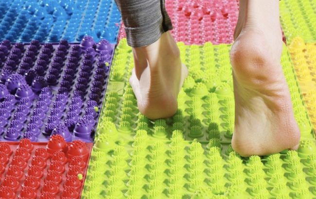  养生还是上刑？别踩趾压板的疼痛红线