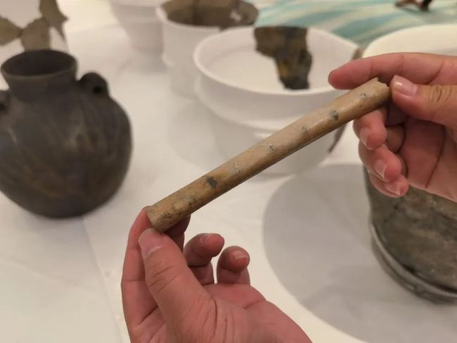 7000年前の土器 骨器 木器 中国江蘇省で大量出土