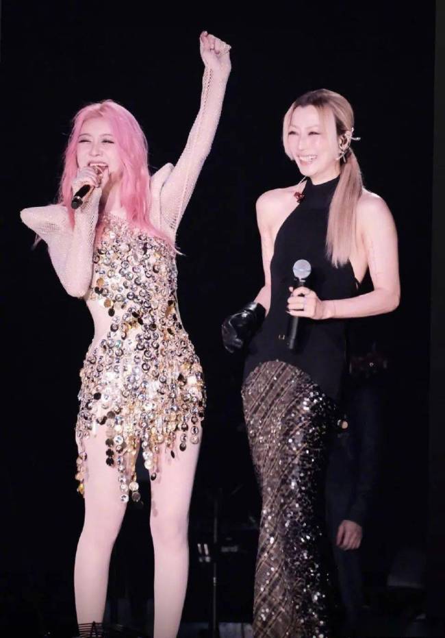 郑秀文往返7小时，只为“救”她？情义无价共唱美丽