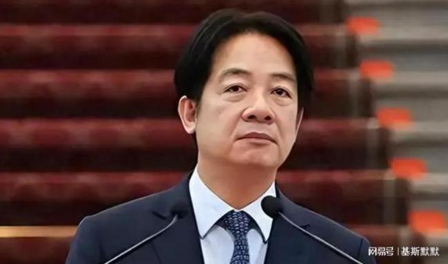 同一天，特朗普和万斯表态“警告台独”，赖清德该放弃对美幻想了