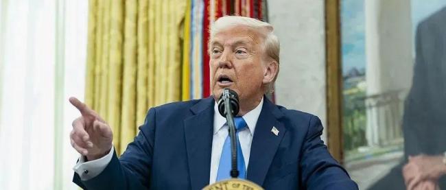 特朗普发文要求“解放”洛杉矶 国民警卫队进驻应对移民冲突