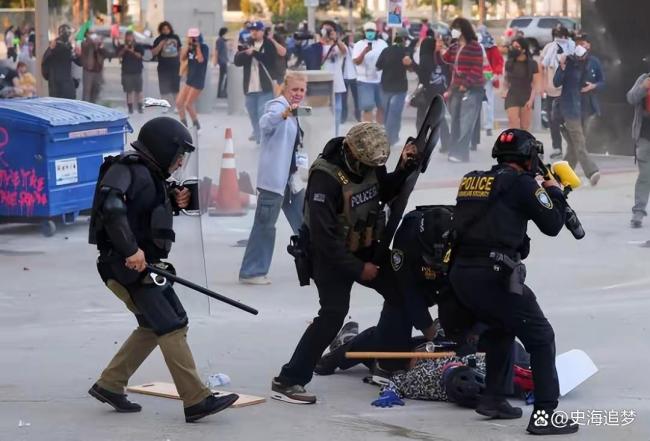 為何洛杉磯沖突被定義成叛亂 憲政危機(jī)下的裂痕