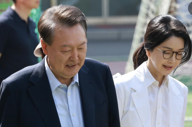 史上首次,、規(guī)模最大！三大獨檢組,、120名檢察官同時出動調(diào)查尹錫悅夫婦 獨立檢察全面啟動