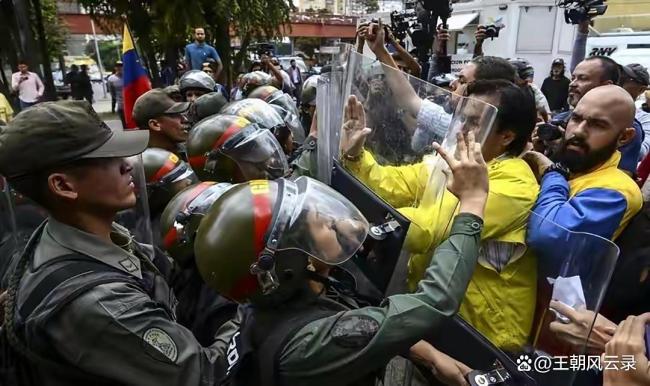 菲爆发“反马”抗议有何影响 民众怒斥卖国行为