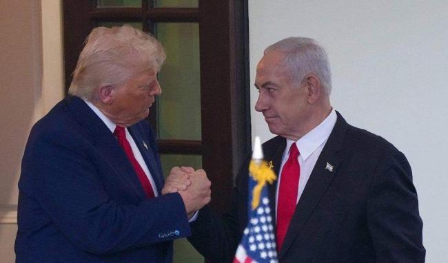 以色列总理赴美前遭本国民众抗议 绕道避捕航线引关注